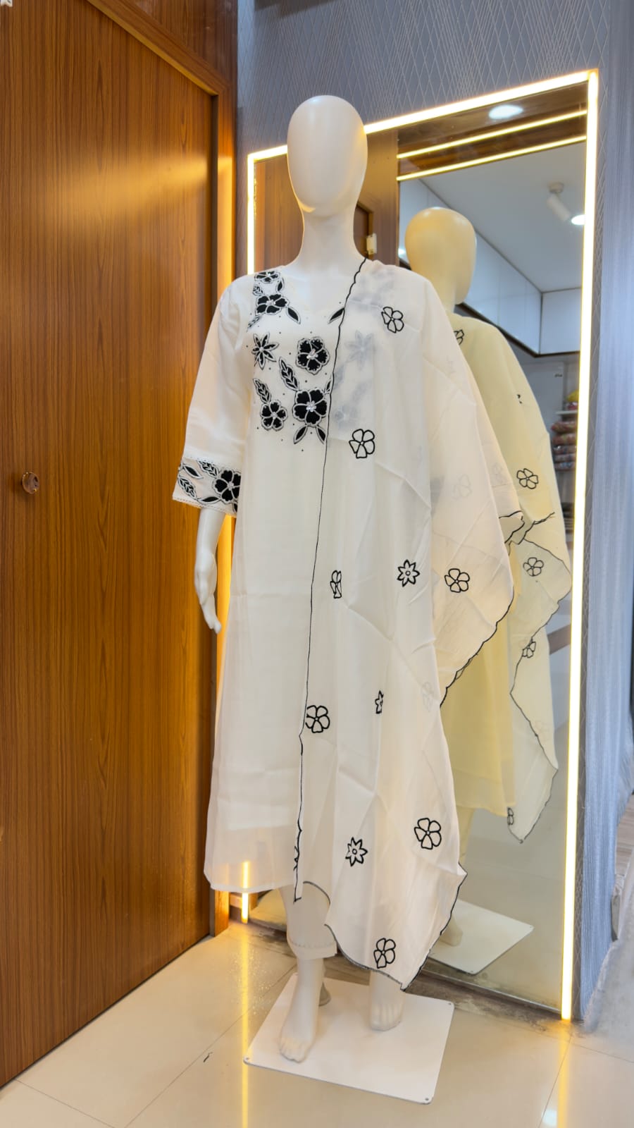 Three Piece Set